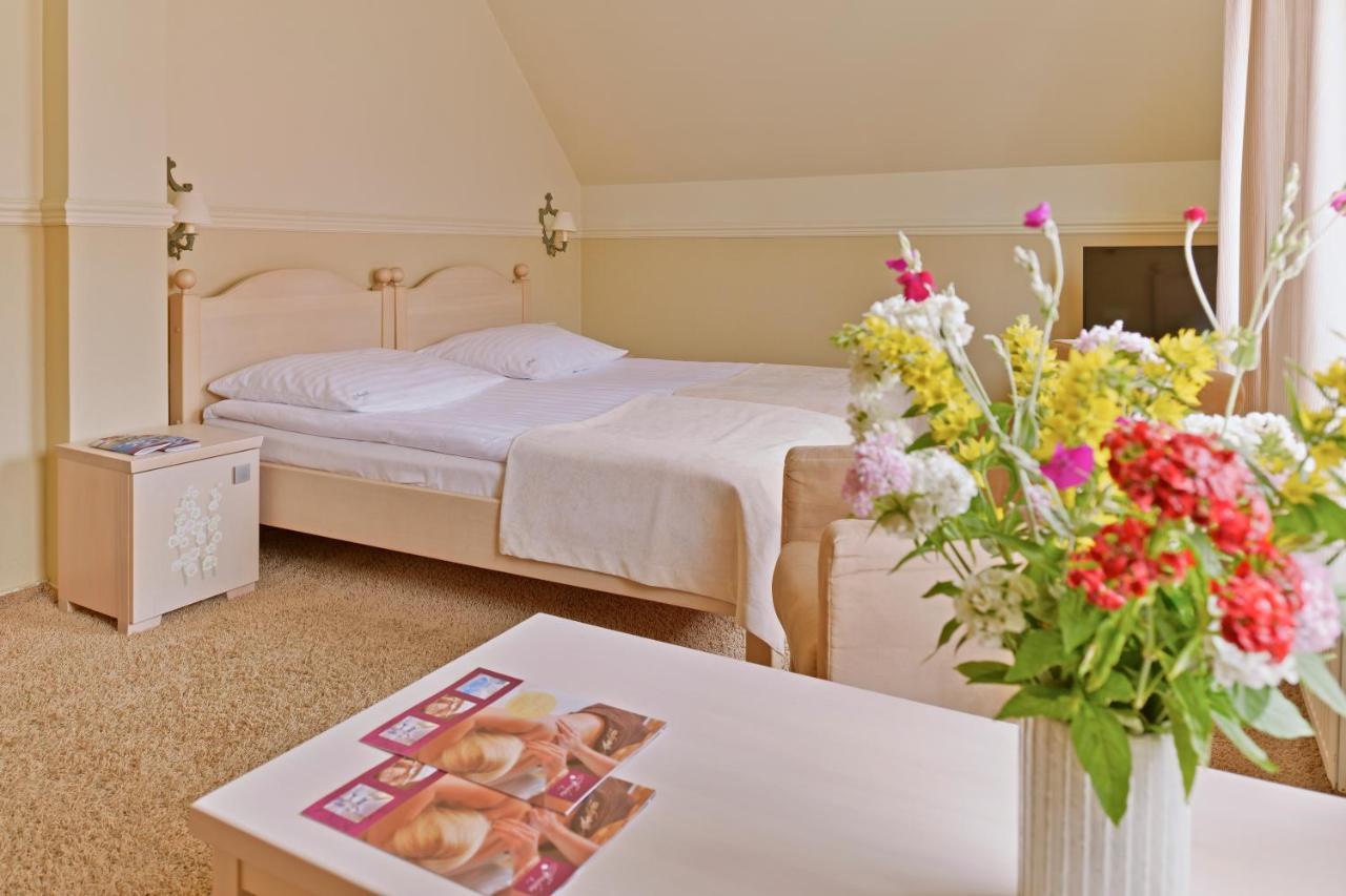 Afrodyta Spa & Wellness Resort Ośno Lubuskie Exterior foto